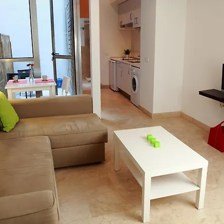 Apartment Living4malaga Guevara