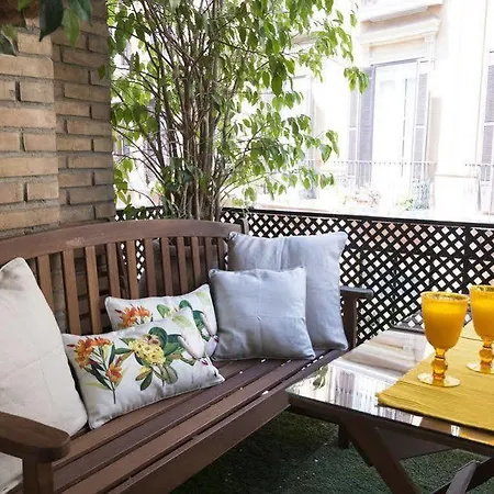 Apartment Living4malaga Guevara